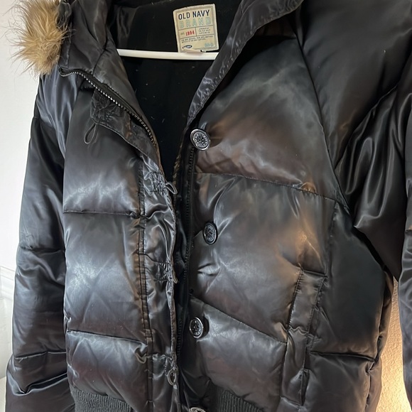 Super warm, black, puffy coat with fuzzy hood - Picture 4 of 7